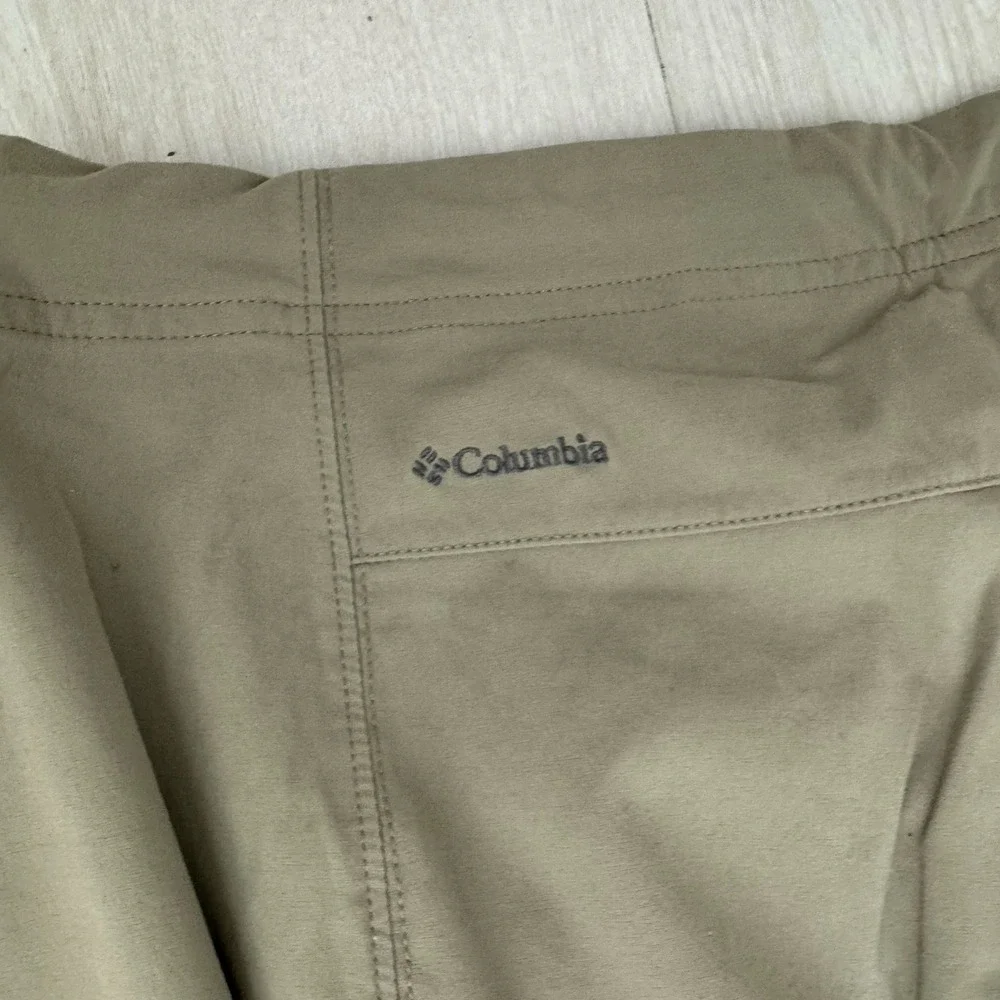 Columbia Hiking Pants Women 16 Tan Omni-Shield Advanced Repellency Stretch Trail